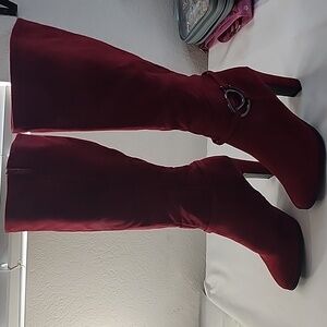 EUC Faux Suede Red Knee-High Women's Boots With Silver Accents